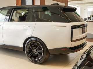 2024 Land Rover Range Rover P615 SV LWB in Ajax, Ontario at Lakeridge Auto Gallery - 3 - w320h240px