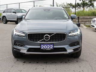 2022 Volvo V90 Cross Country in Ajax, Ontario at Lakeridge Auto Gallery - 3 - w320h240px