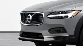 2024 Volvo V90 Cross Country Ultimate in Ajax, Ontario at Lakeridge Auto Gallery - 5 - w320h240px