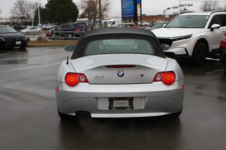 2004 BMW Z4 2.5i Roadster in Montréal, Quebec - 4 - w320h240px
