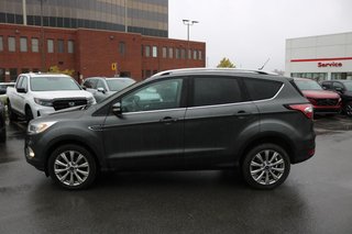 2018 Ford Escape Titanium in Montréal, Quebec - 2 - w320h240px
