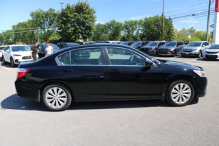 2015 Honda Accord LX in Montréal, Quebec - 6 - w320h240px