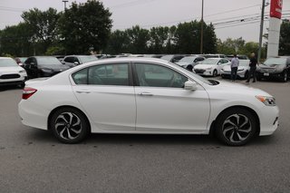 2017 Honda Accord SE in Gatineau, Quebec - 6 - w320h240px
