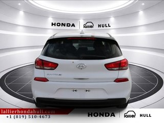 2019 Hyundai Elantra GT Preferred in Gatineau, Quebec - 4 - w320h240px