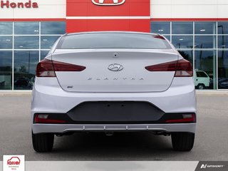 2019  Elantra Essential in Gatineau, Quebec - 5 - w320h240px