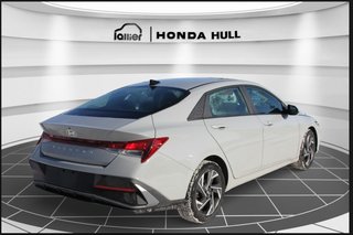Hyundai Elantra Preferred 2024 à , Québec - 5 - w320h240px