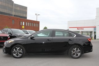 Kia Forte EX 2021 à Gatineau, Québec - 2 - w320h240px