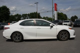 Toyota Camry L 2018 à Gatineau, Québec - 6 - w320h240px