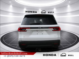 2025 Toyota Grand Highlander XLE in Montréal, Quebec - 4 - w320h240px