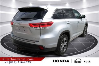 Toyota Highlander LE 2017 à Gatineau, Québec - 5 - w320h240px