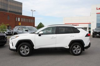 2024 Toyota RAV4 Hybrid XLE in , Quebec - 2 - w320h240px