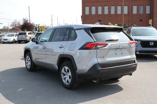 Toyota RAV4 LE | FWD 2022 à , Québec - 3 - w320h240px