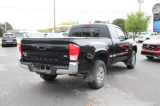 2016 Toyota Tacoma SR5 in , Quebec - 5 - w320h240px