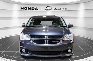 2017 Dodge Grand Caravan Crew in Montréal, Quebec - 2 - w320h240px