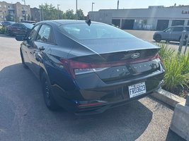 2021 Hyundai Elantra Essential in , Quebec - 3 - w320h240px