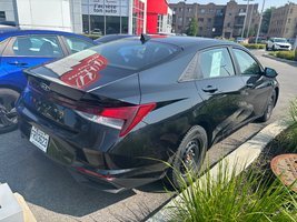 2021 Hyundai Elantra Essential in , Quebec - 4 - w320h240px