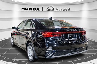 2023 Kia Forte LX in Montréal, Quebec - 5 - w320h240px