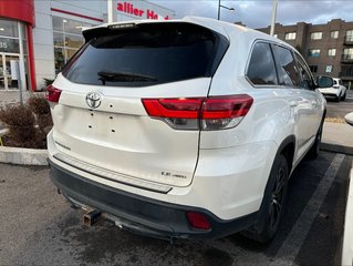 2018  Highlander LE in , Quebec - 3 - w320h240px