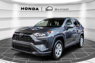 2021 Toyota RAV4 LE in Montréal, Quebec - 3 - w320h240px