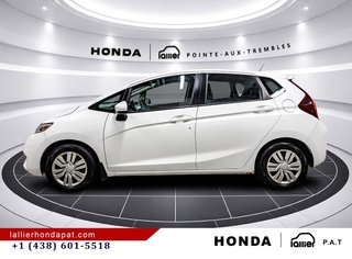 2016 Honda Fit LX in Montreal, Quebec - 4 - w320h240px