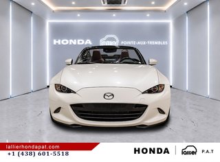 Mazda MX-5 100th Anniversary Edition 2021 à Montréal, Québec - 2 - w320h240px