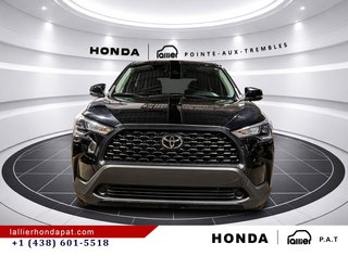 2022 Toyota Corolla Cross LE in Montreal, Quebec - 2 - w320h240px