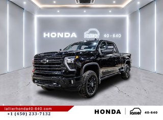 2026 Chevrolet Silverado 2500HD High Country/DURAMAX 6.6L V8 DIESEL in Montréal, Quebec - 3 - w320h240px