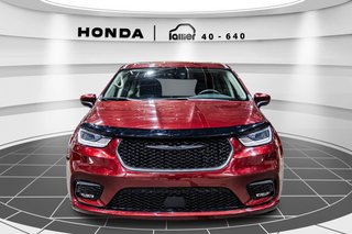 Chrysler Grand Caravan SXT 2022 à Lachenaie, Québec - 2 - w320h240px