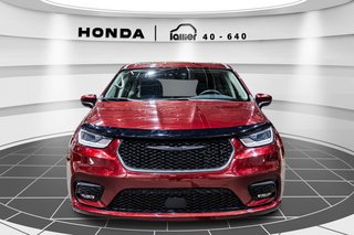 Chrysler Grand Caravan SXT 2023 à Lachenaie, Québec - 2 - w320h240px