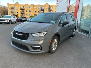 Pacifica Touring L 2023 à Montréal, Québec - 2 - w320h240px