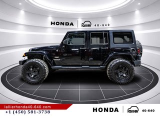 Jeep Wrangler Unlimited Sahara 2013 à Montréal, Québec - 4 - w320h240px