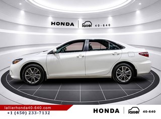 2017 Toyota Camry in Montréal, Quebec - 4 - w320h240px
