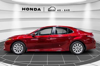 2018 Toyota Camry SE in , Quebec - 4 - w320h240px