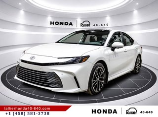 Toyota Camry Hybrid XLE AWD 2025 à Lachenaie, Québec - 3 - w320h240px