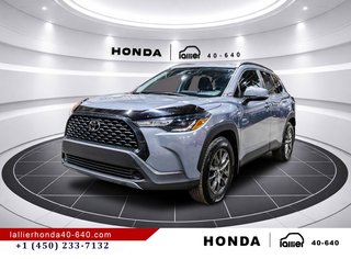 2022 Toyota Corolla Cross LE/AWD/UN PROPRIÉTAIRE/JAMAIS ACCIDENTÉ in Montréal, Quebec - 3 - w320h240px