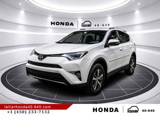 Toyota RAV4 XLE/AWD/JAMAIS ACCIDENTÉ 2016 à Montréal, Québec - 3 - w320h240px