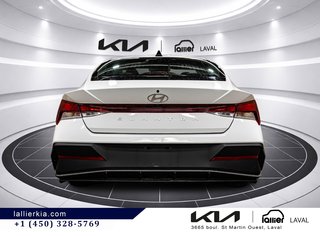 2025 Hyundai Elantra Preferred in Montréal, Quebec - 6 - w320h240px