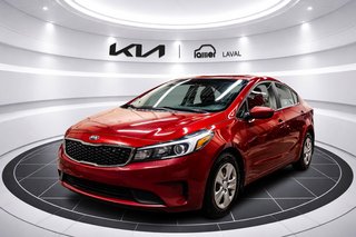 2017 Kia Forte LX in Montréal, Quebec - 3 - w320h240px