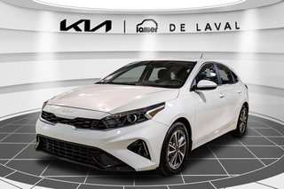 2024 Kia Forte5 EX in Montréal, Quebec - 5 - w320h240px