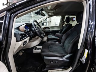 2022  Grand Caravan SXT in , Quebec - 6 - w320h240px