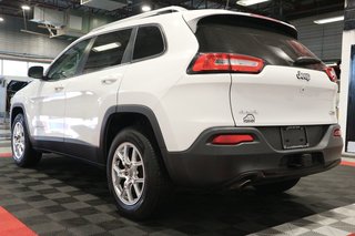 Jeep Cherokee North*JAMAIS ACCIDENTÉ* 2016 à Québec, Québec - 4 - w320h240px