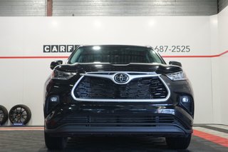 Toyota Highlander XLE*TOIT OUVRANT* 2022 à Québec, Québec - 3 - w320h240px