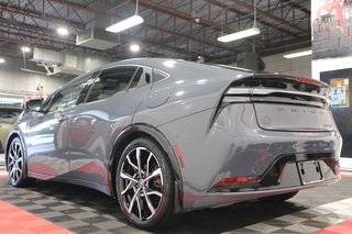 Toyota PRIUS PRIME XSE Premium*CUIR* 2024 à Québec, Québec - 6 - w320h240px