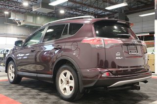 Toyota RAV4 XLE*JAMAIS ACCIDENTÉ* 2016 à Quebec, Québec - 6 - w320h240px