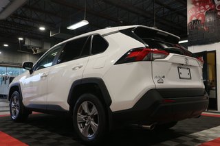 2023 Toyota RAV4 XLE*TOIT OUVRANT* in Quebec, Quebec - 6 - w320h240px