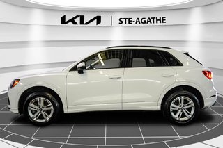 2022 Audi Q3 KOMFORT 40 TFSI | QUATTRO | TOIT OUVRANT | CUIR | 1 PROPRIETAIRE in , Quebec - 4 - w320h240px