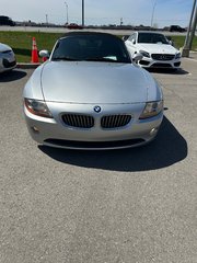 2003 BMW Z4 3.0i in Lachenaie, Quebec - 5 - w320h240px