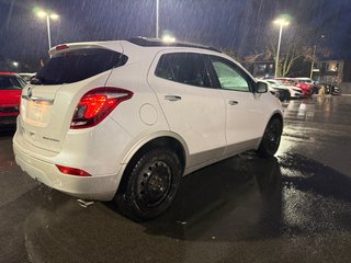 Buick Encore Preferred 2017 à Montréal, Québec - 4 - w320h240px