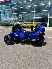 Can-Am Spyder RT-S SE 5 2016 à Lachenaie, Québec - 2 - w320h240px