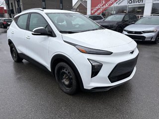 Chevrolet Bolt EUV LT 26 000 KM COMME NEUF I 8 PNEUS I CARPLAY I MAGS I SIEGES CHAUFFANTS I DEMARREUR 2023 à Montréal, Québec - 2 - w320h240px